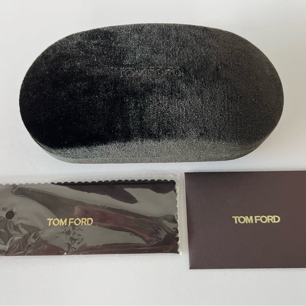 Tom Ford Mia TF-574 Sunglasses Black 14C New - Picture 3 of 3